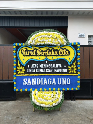 Papan Bunga Duka di Kadugenep